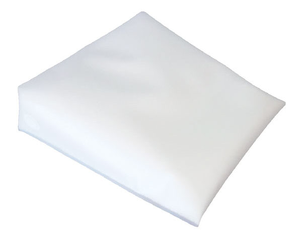 The Pearfit Wedge as an example of a positioning aid using polystyrene pearls. Image links to product page.