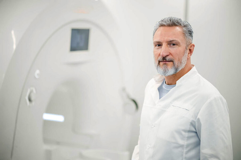 Male MR Personnel by Closed MRI